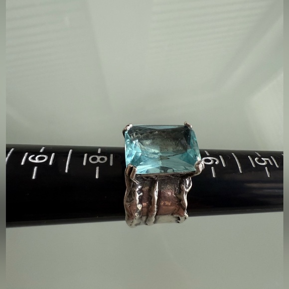 Silpada Silver ring with aquamarine-colored glass/stone - Picture 5 of 8